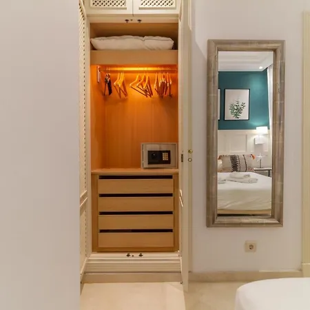 Letmalaga Don Carlos Gardens Apartment Marbella