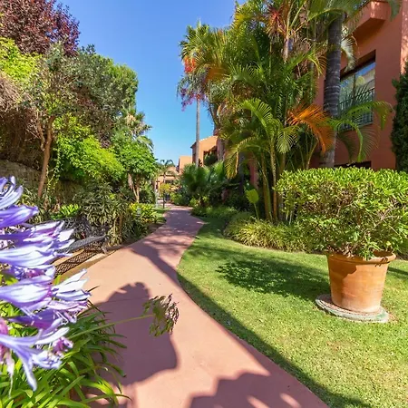 Letmalaga Don Carlos Gardens * Marbella