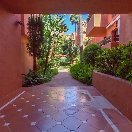 Letmalaga Don Carlos Gardens Apartment Marbella