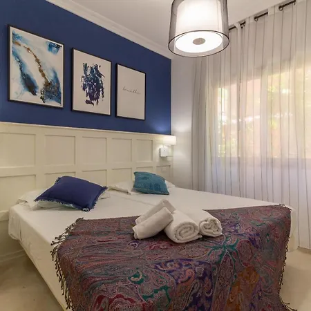 Letmalaga Don Carlos Gardens Apartment
