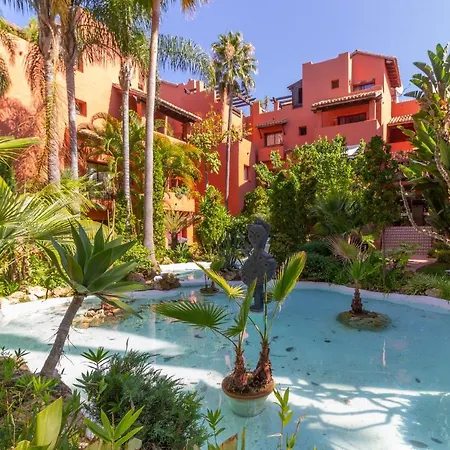 Letmalaga Don Carlos Gardens Apartment
